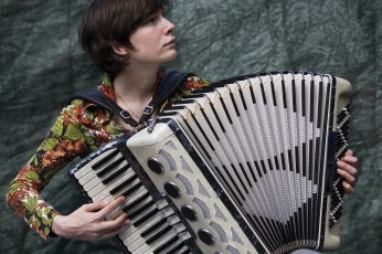 paris_-_accordion_player_-_0960